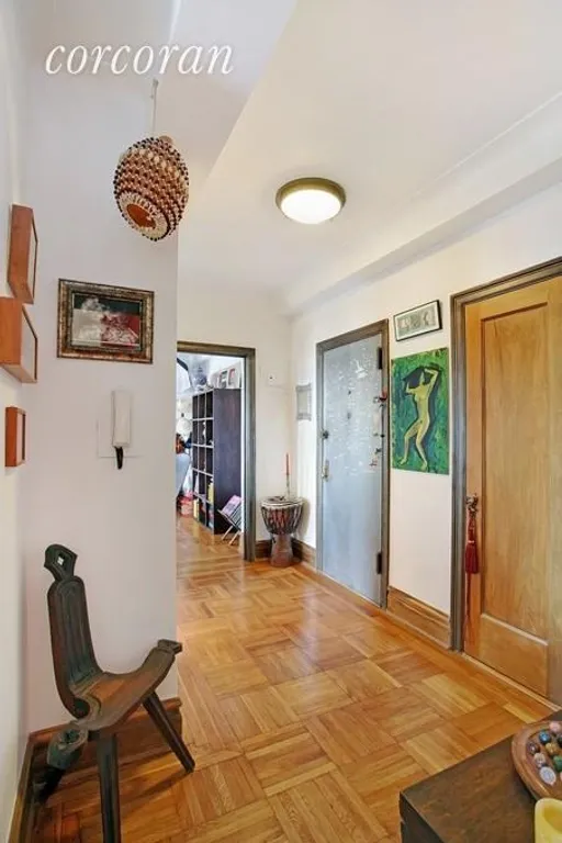 New York City Real Estate | View 467 Central Park West, 9D | Entry Foyer | View 4
