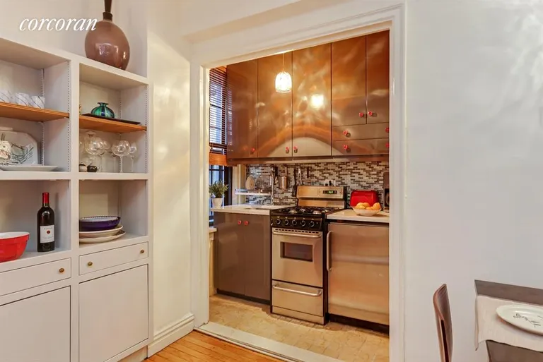 New York City Real Estate | View 102 East 22nd Street, 2G | Kitchen | View 2