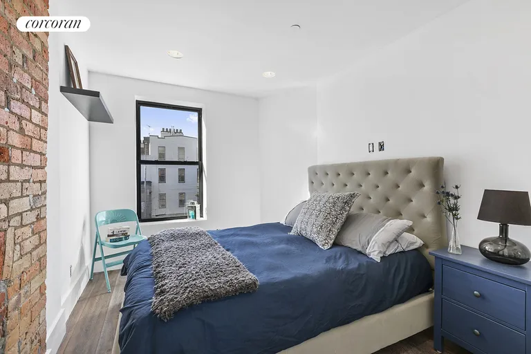 New York City Real Estate | View 923 Bedford Avenue, 3rd Floor-Rear | room 2 | View 3