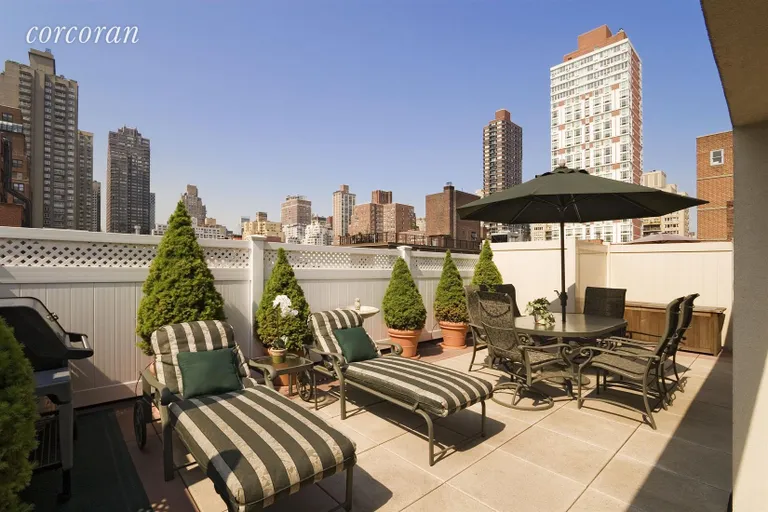 New York City Real Estate | View 435 East 76th Street, PHB | 4 Beds, 3 Baths | View 1