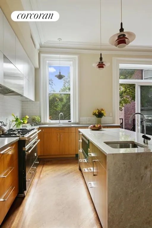 New York City Real Estate | View 167 6th Avenue | Breakfast Area | View 8