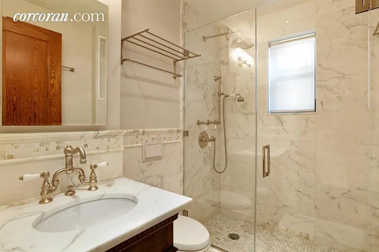 New York City Real Estate | View 18 West 70th Street, 3C | Master Bathroom | View 6