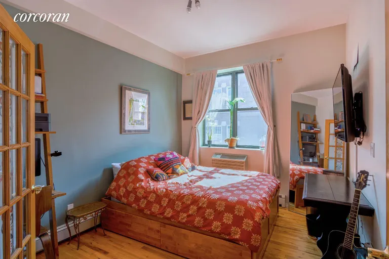 New York City Real Estate | View 133 Conselyea Street, 4F | room 1 | View 2