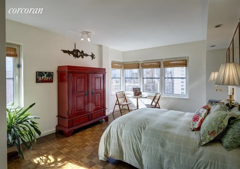 New York City Real Estate | View 20 Sutton Place South, 20A | Master Bedroom | View 8