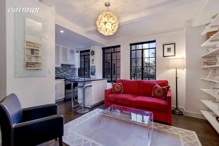 New York City Real Estate | View 333 East 43rd Street, 403 | 1 Bed, 1 Bath | View 1