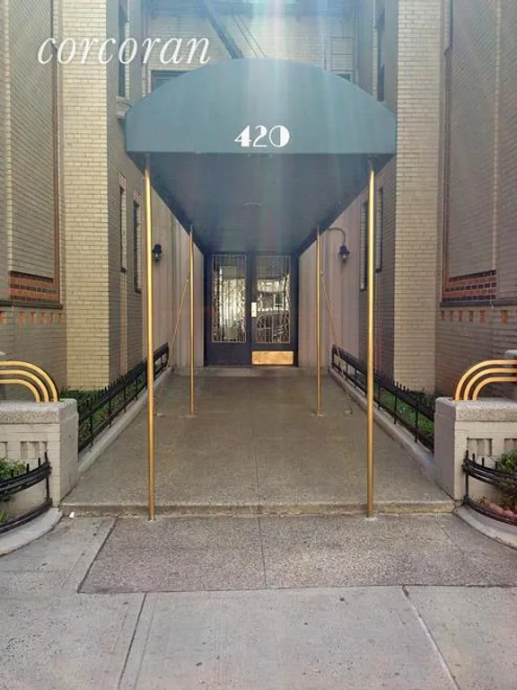 New York City Real Estate | View 420 East 86th Street, 3E | Entrance | View 11