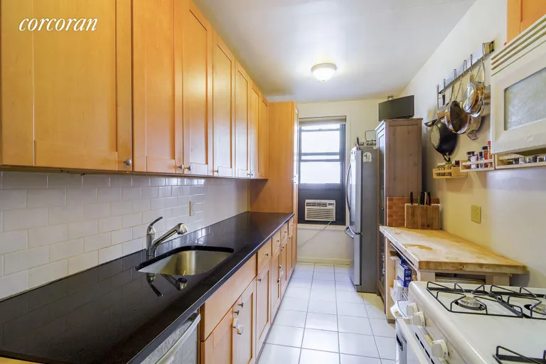 New York City Real Estate | View 345 Montgomery Street, 5H | room 3 | View 4