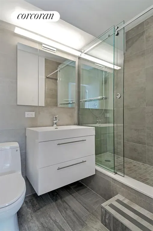 New York City Real Estate | View 340 East 64th Street, 23A | Bathroom | View 5