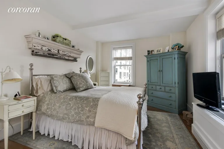 New York City Real Estate | View 27 West 72nd Street, 608 | Bedroom | View 2