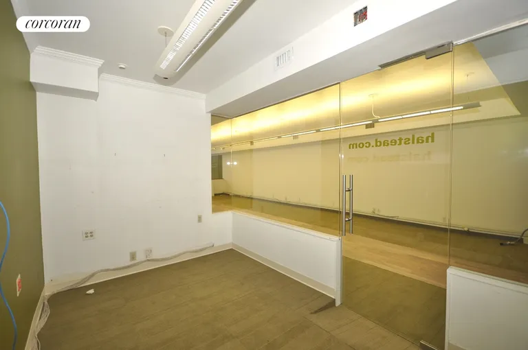 New York City Real Estate | View 150 Montague Street, Storefront | room 5 | View 6