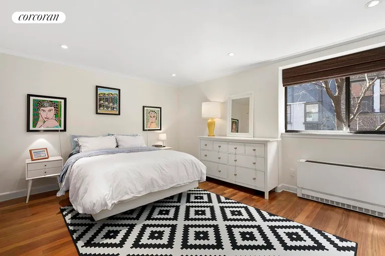 New York City Real Estate | View 170 East 88th Street, 4D | Bedroom | View 4