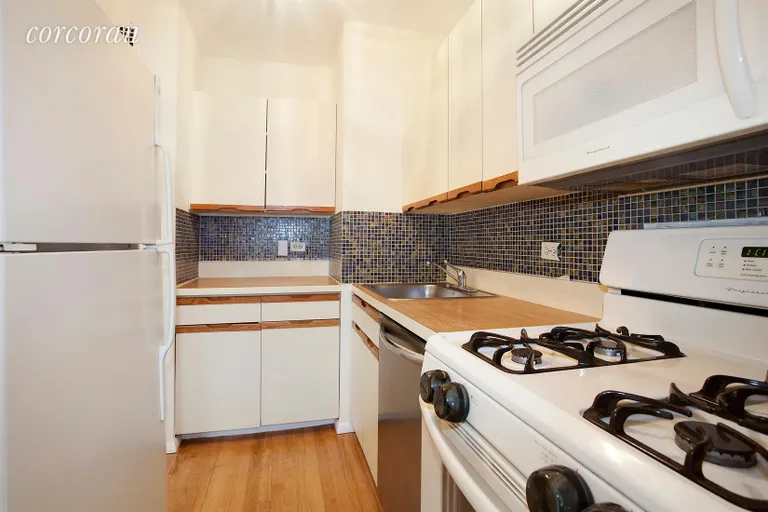 New York City Real Estate | View 301 East 87th Street, 11E | Kitchen | View 6