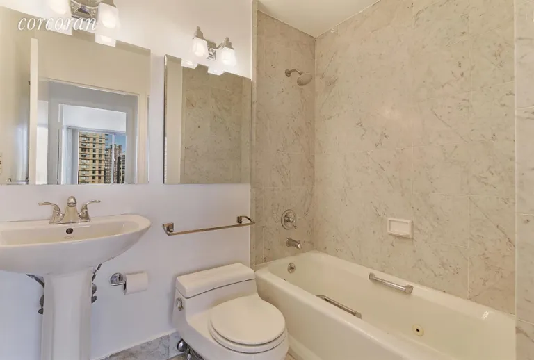 New York City Real Estate | View 404 East 79th Street, 24D | Bathroom | View 6