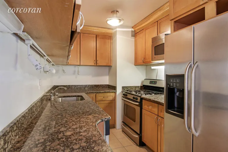 New York City Real Estate | View 404 East 79th Street, 24D | Kitchen | View 9