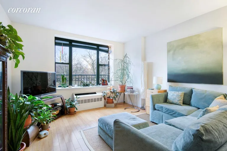 New York City Real Estate | View 504 West 136th Street, 4B | 2 Beds, 2 Baths | View 1