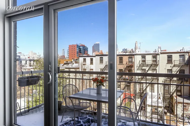 New York City Real Estate | View 675 Sackett Street, 304 | Deck | View 6