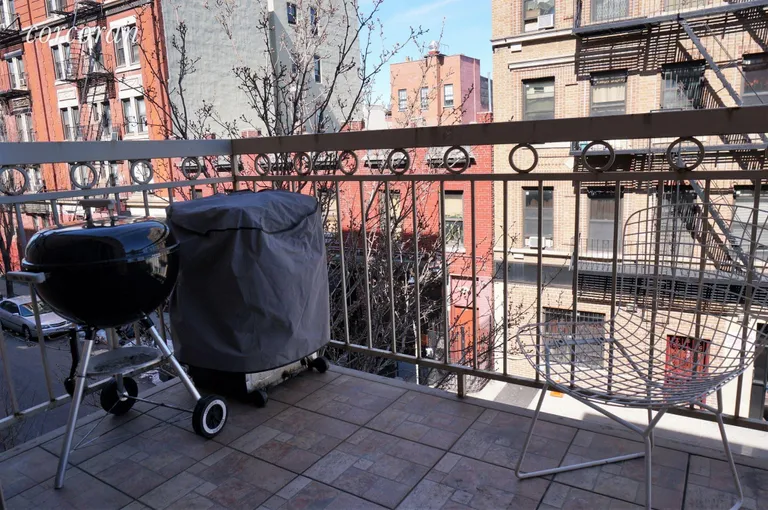 New York City Real Estate | View 236 South 1st Street, 3A | room 10 | View 11