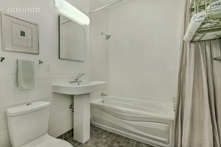 New York City Real Estate | View 95 Lexington Avenue, 1A | Bathroom | View 5