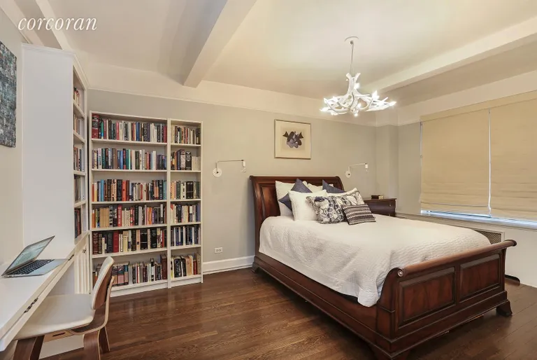 New York City Real Estate | View 60 Gramercy Park North, 8F | Large Master Bedroom | View 5