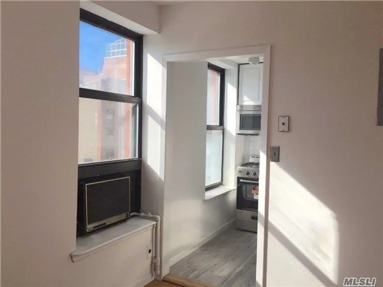 New York City Real Estate | View 27 Essex Street, 5A | room 5 | View 6
