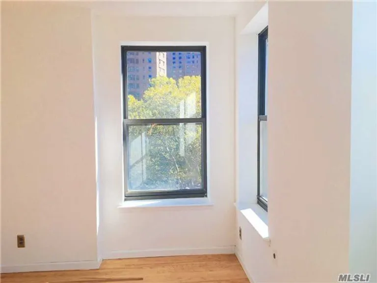 New York City Real Estate | View 27 Essex Street, 5A | room 7 | View 8