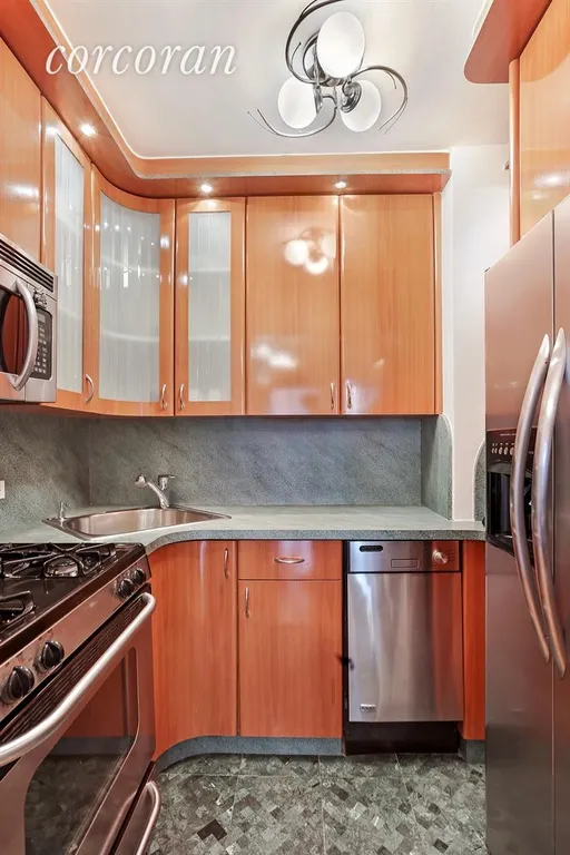 New York City Real Estate | View 311 East 38th Street, 7B | Kitchen | View 2