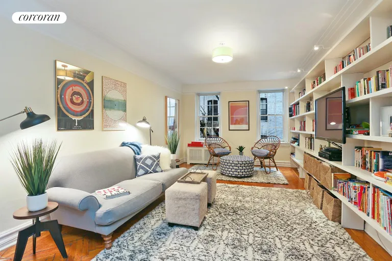 New York City Real Estate | View 20 Pierrepont Street, 2B | Living Room | View 2