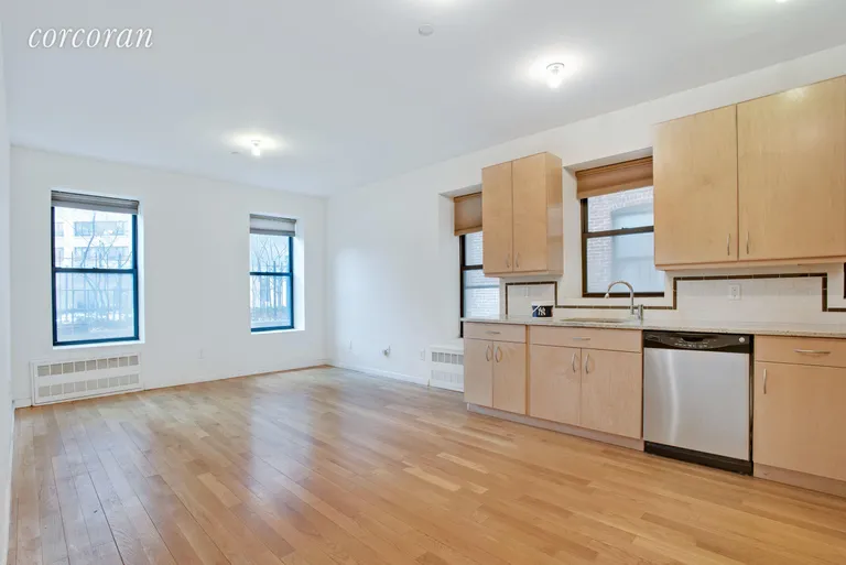 New York City Real Estate | View 250 Manhattan Avenue, 1C | room 1 | View 2
