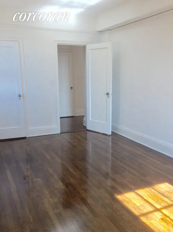 New York City Real Estate | View 172 West 79th Street, 11E | room 2 | View 3