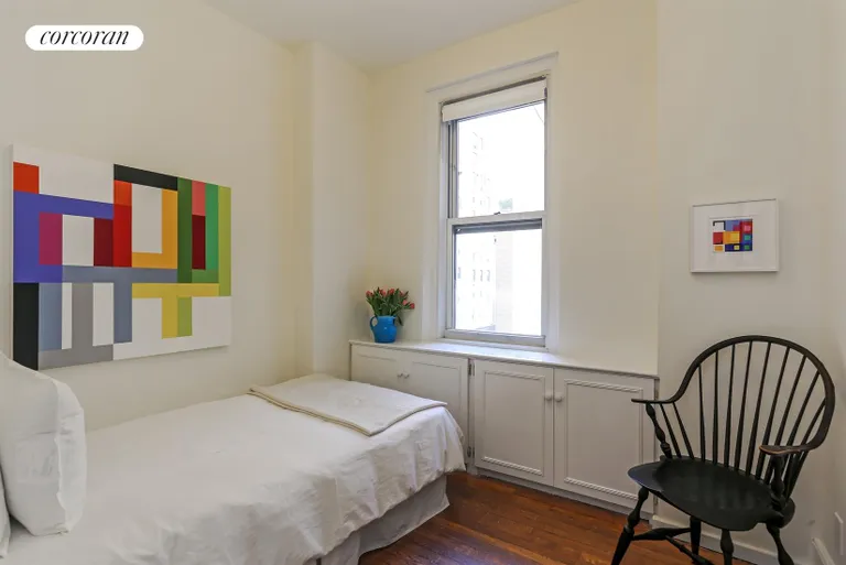 New York City Real Estate | View 114 East 90th Street, 8C | 2nd Bedroom | View 4