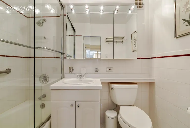 New York City Real Estate | View 201 East 66th Street, 10G | Bathroom | View 5