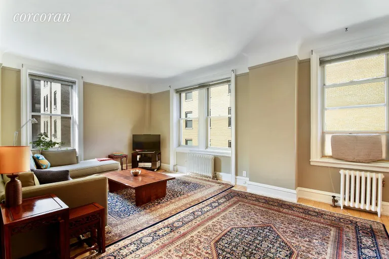 New York City Real Estate | View 161 West 86th Street, 7DD | 1 Bed, 1 Bath | View 1