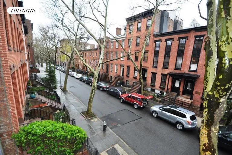 New York City Real Estate | View 1 Willow Place, 2R | room 7 | View 8