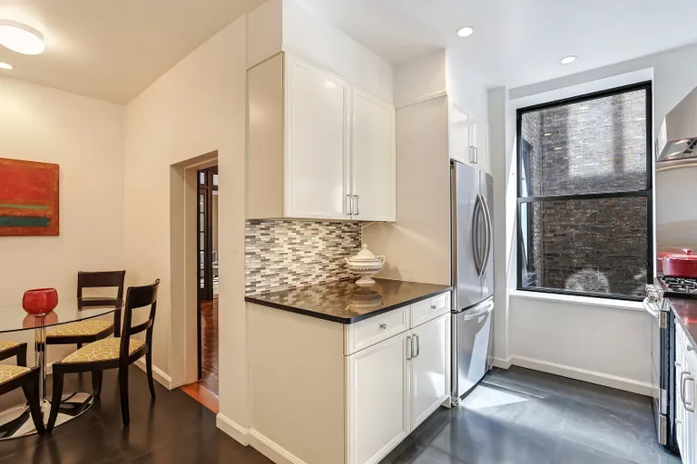 New York City Real Estate | View 68 East 86th Street, 4A | Eat-in- kitchen comfortably seats four | View 6