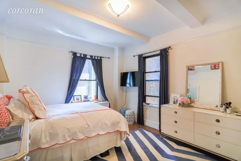 New York City Real Estate | View 33 Fifth Avenue, 4D | room 3 | View 4