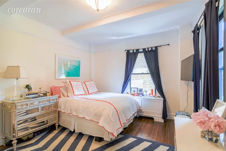 New York City Real Estate | View 33 Fifth Avenue, 4D | room 2 | View 3