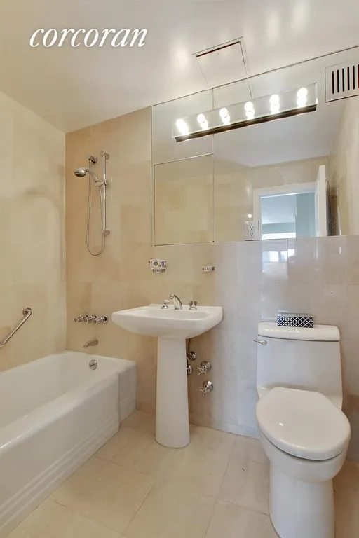 New York City Real Estate | View 25 Sutton Place South, 20M | Bathroom | View 8