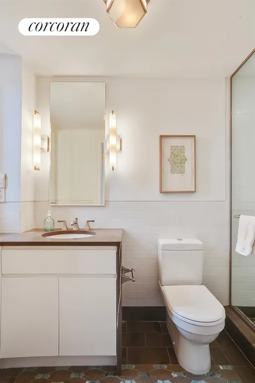New York City Real Estate | View 35 Pierrepont Street, 8A | Master Bathroom | View 7