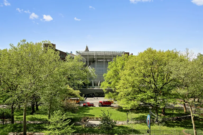 New York City Real Estate | View 11 West 81st Street, 4B | Overlooks Roosevelt Park & Rose Planetarium | View 2