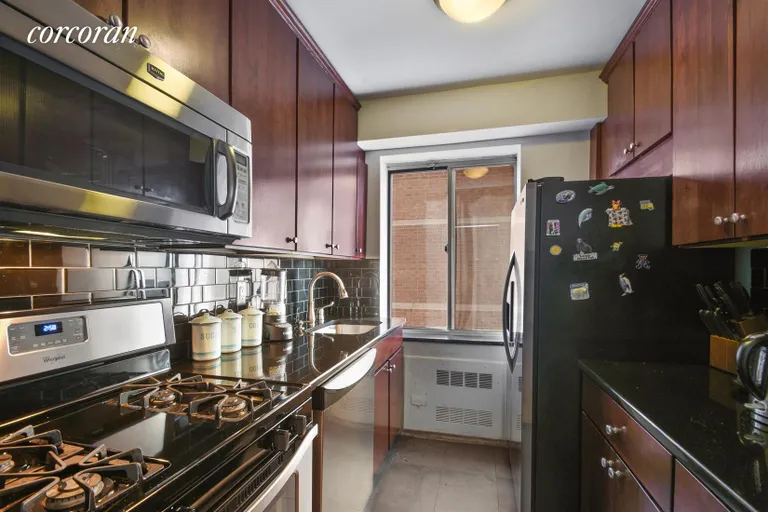 New York City Real Estate | View 420 East 58th Street, 21B | Kitchen | View 2