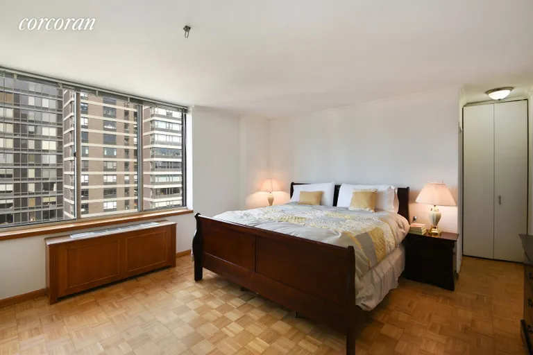 New York City Real Estate | View 420 East 58th Street, 21B | Bedroom | View 5