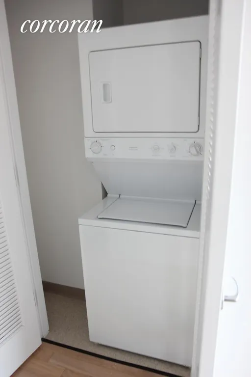 New York City Real Estate | View 230 Ashland Place, 24D | Washer and vented Dryer in the unit | View 4