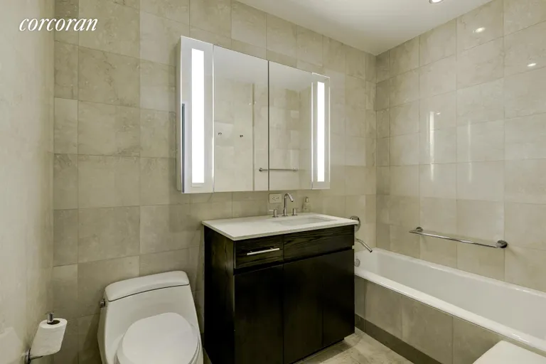 New York City Real Estate | View 1 NORTHSIDE PIERS, PH14 | Master Bathroom | View 7