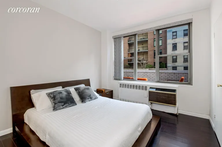New York City Real Estate | View 209 East 56th Street, PHV | Bedroom | View 3