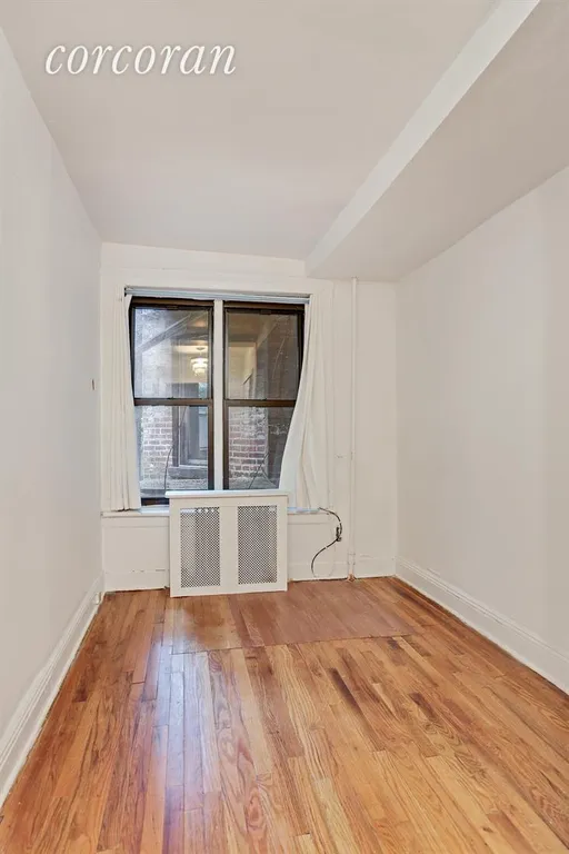 New York City Real Estate | View 5 Monroe Place, 2 | 2nd Bedroom | View 4