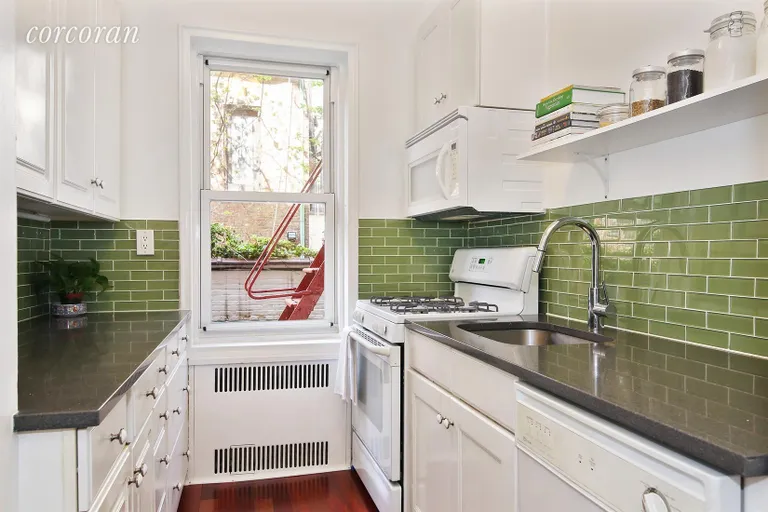 New York City Real Estate | View 25 Plaza Street West, 1M | Kitchen | View 4