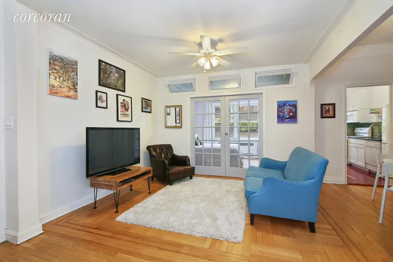 New York City Real Estate | View 25 Plaza Street West, 1M | Living Room | View 8