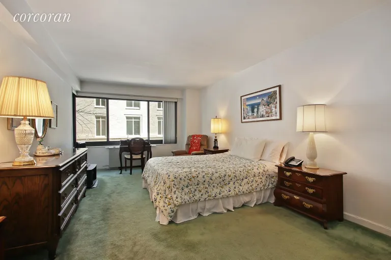 New York City Real Estate | View 10 East End Avenue, 4H | Bedroom | View 4