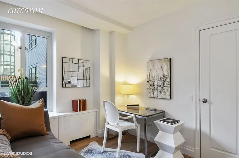 New York City Real Estate | View 200 East 66th Street, A301 | Third Bed/Home Office | View 5