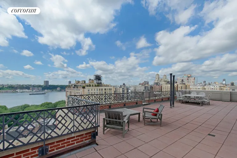 New York City Real Estate | View 473 West End Avenue, 8B | Beautiful roof deck | View 7